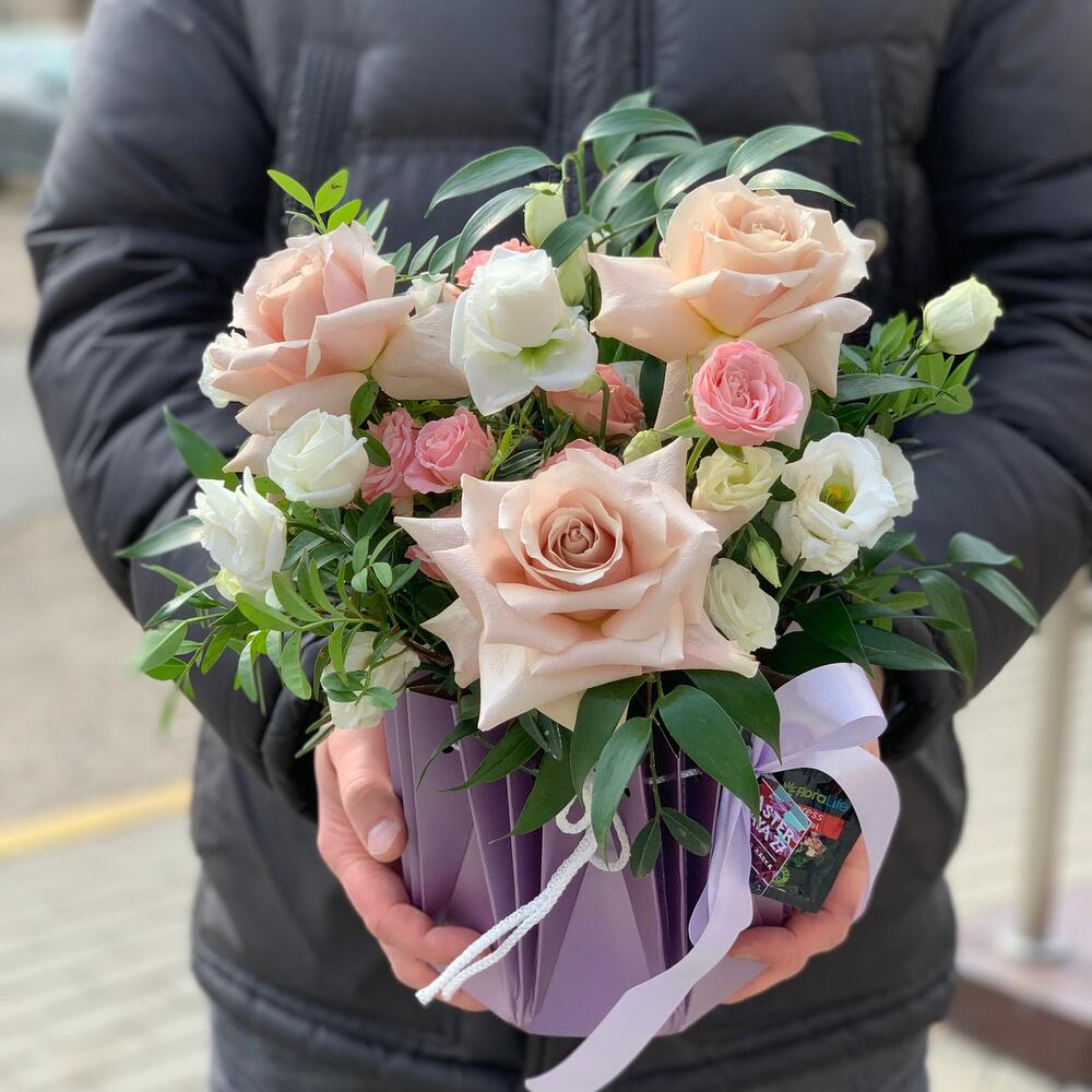 Цветы в коробке