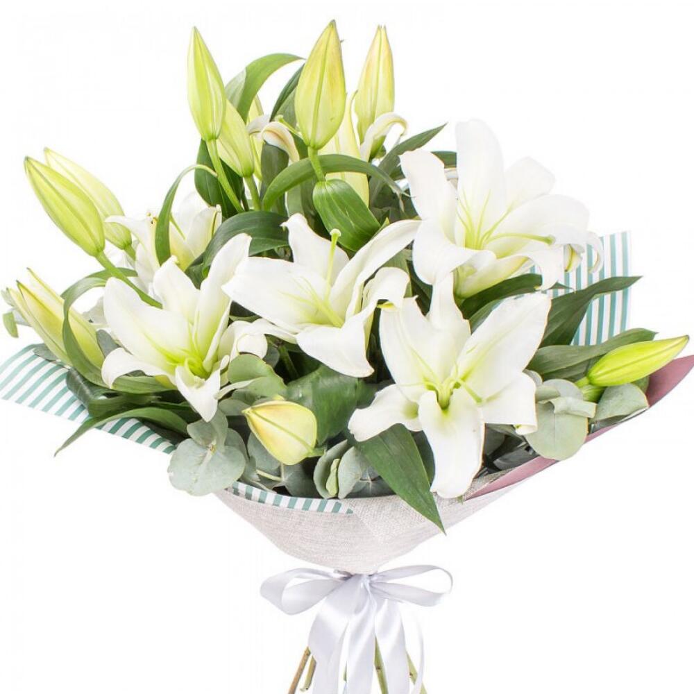 Букет білих лілій